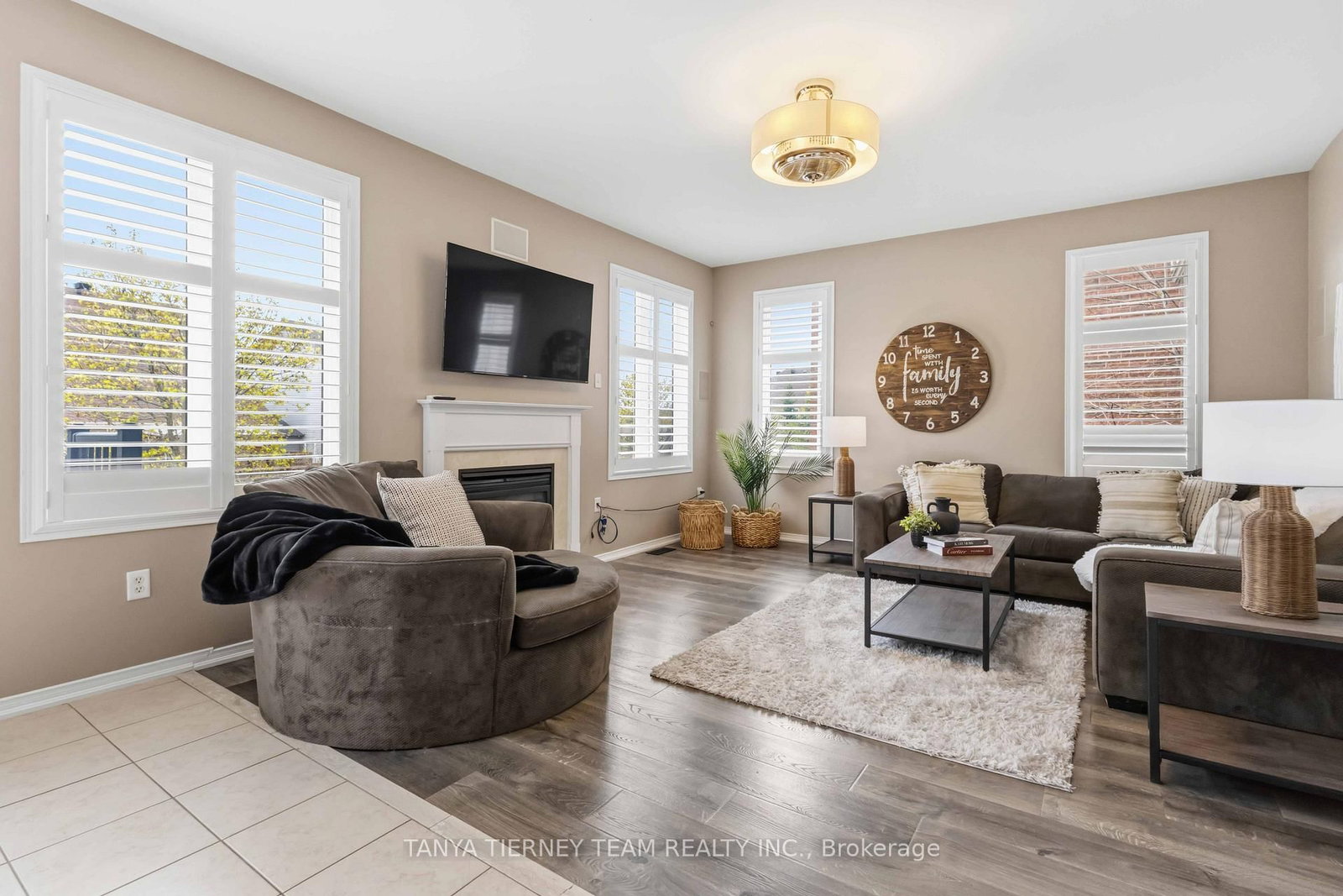 2315 Hackett Place - Photo 23
