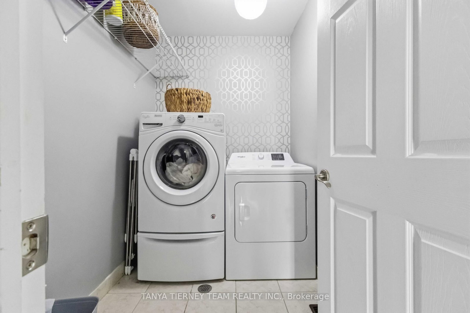 2315 Hackett Place - Photo 42