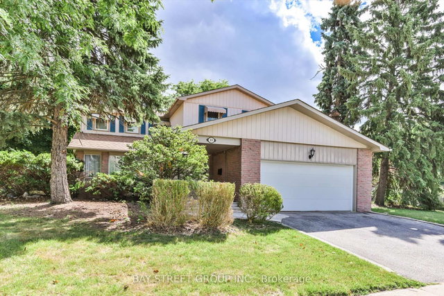 33 Kilchurn Castle Drive