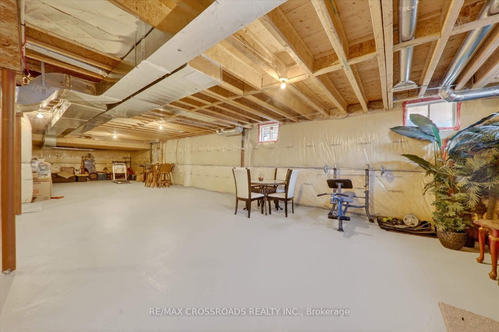 98 Britannia Avenue E - Photo 38