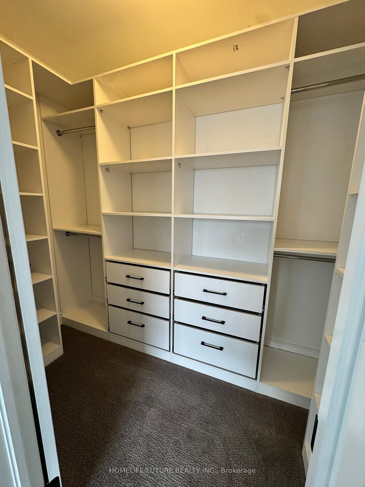 1509 Honey Locust Place - Photo 17