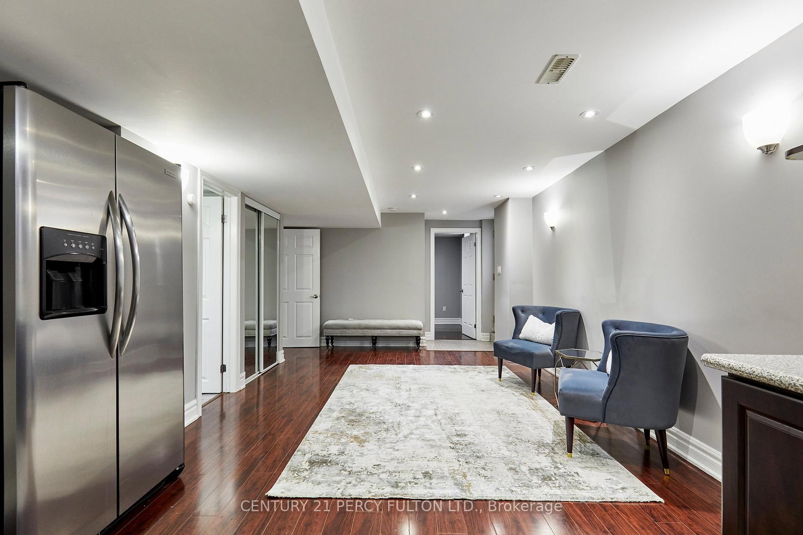 7 Schoolbridge Street - Photo 32