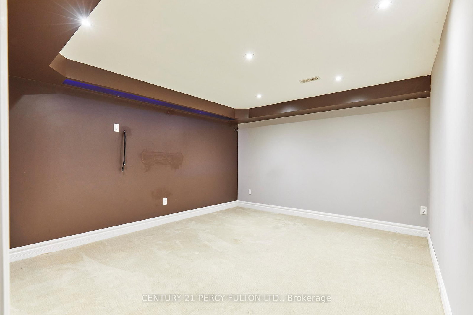 7 Schoolbridge Street - Photo 35