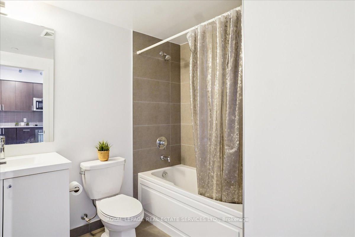 2550 Simcoe Street N, Unit 1012 - Photo 19
