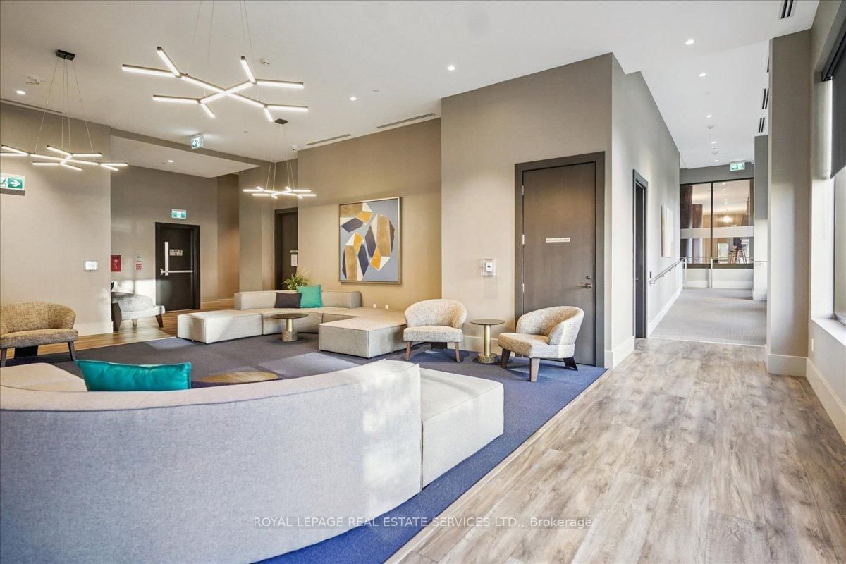 2550 Simcoe Street N, Unit 1012 - Photo 3