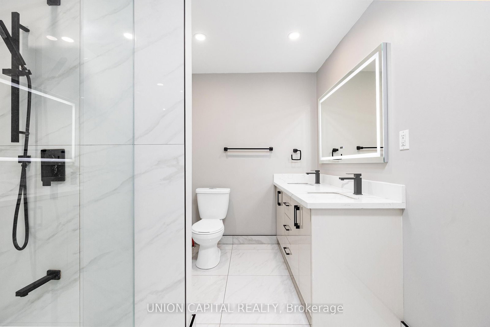 227 Huntingdale Boulevard - Photo 24