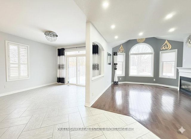 271 Ryerson Crescent