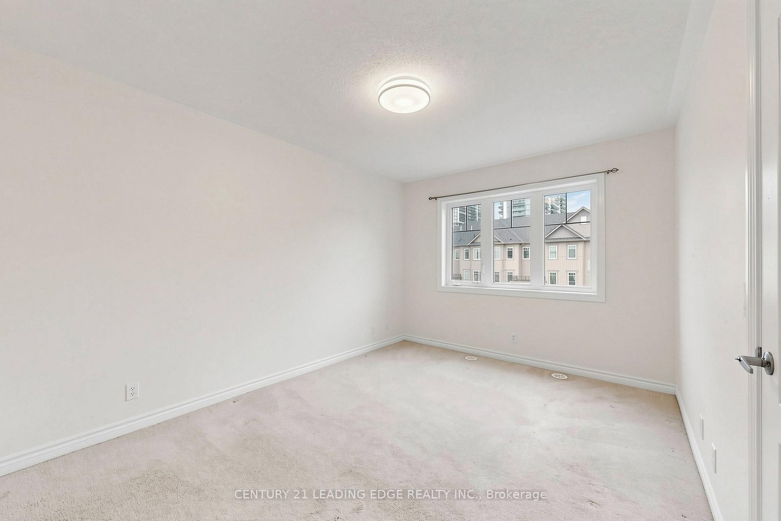 61 Far North Court - Photo 24