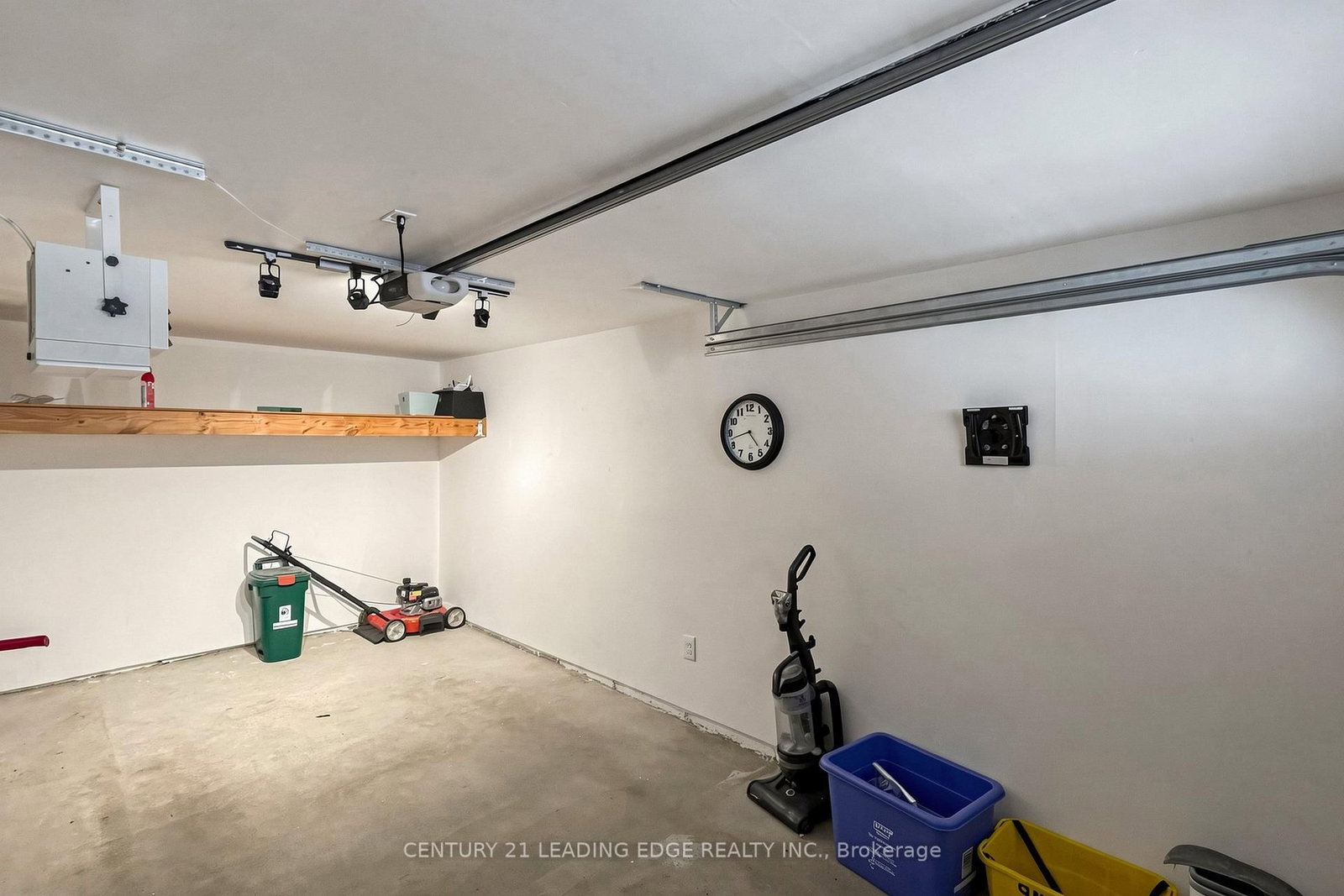 61 Far North Court - Photo 33