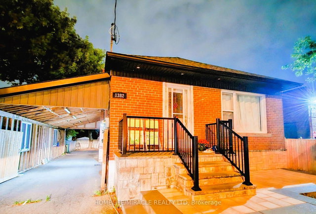 Main - 1382 Warden Avenue