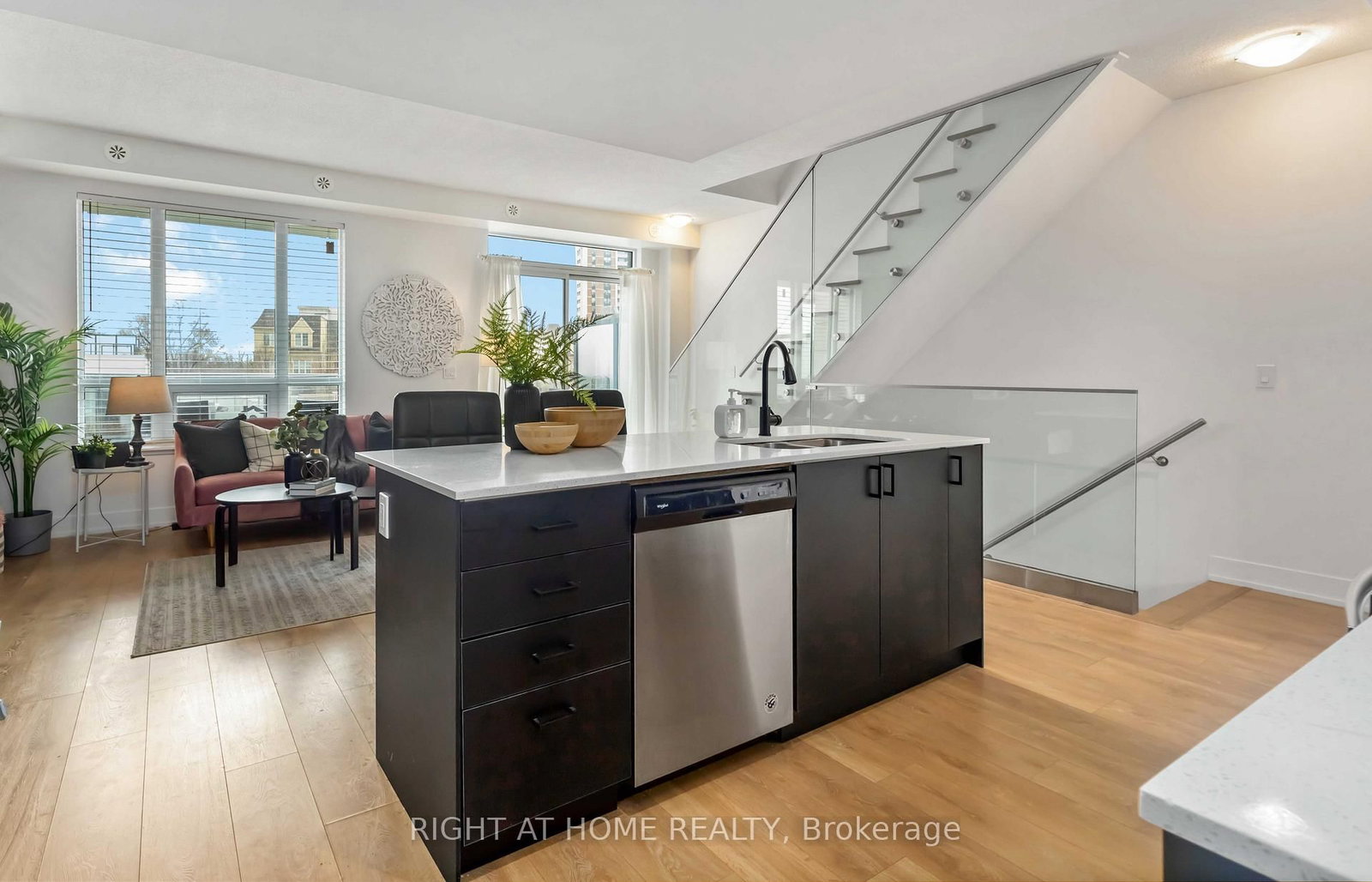 1245 Bayly Street, Unit Th 8 - Photo 11