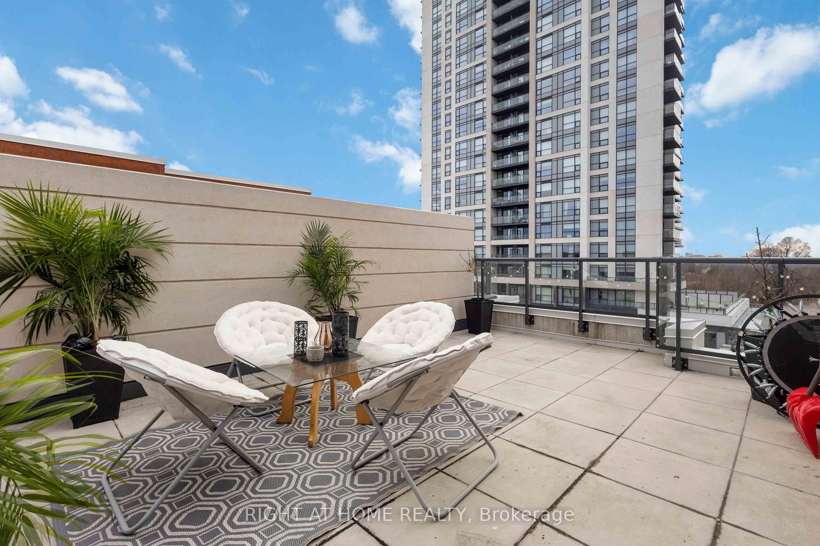 1245 Bayly Street, Unit Th 8 - Photo 28