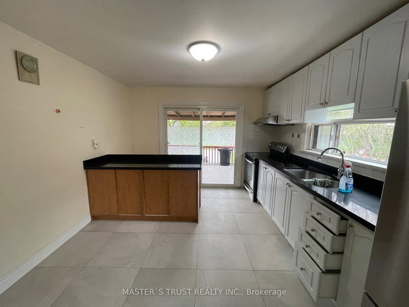 10 Heather Rd, Toronto, M1S 2E1 | Image 2