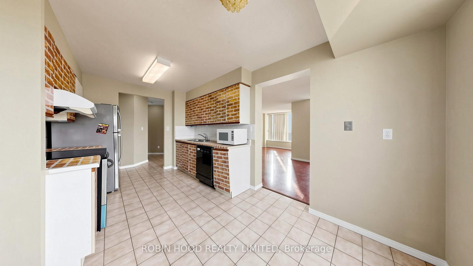 400 Mclevin Avenue, Unit 603 - Photo 10