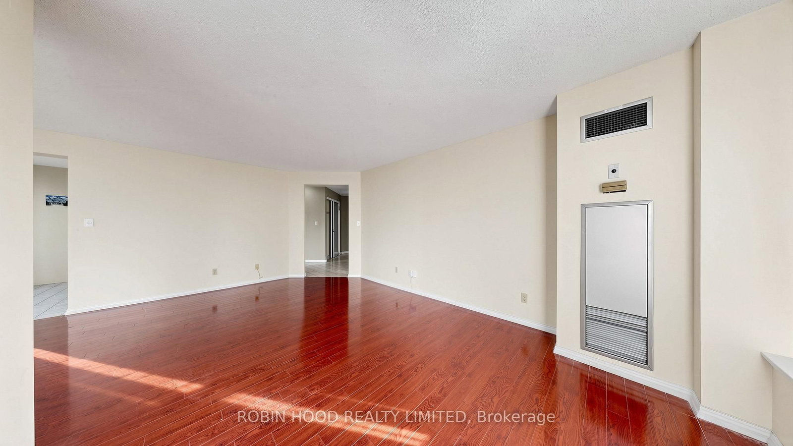 400 Mclevin Avenue, Unit 603 - Photo 8