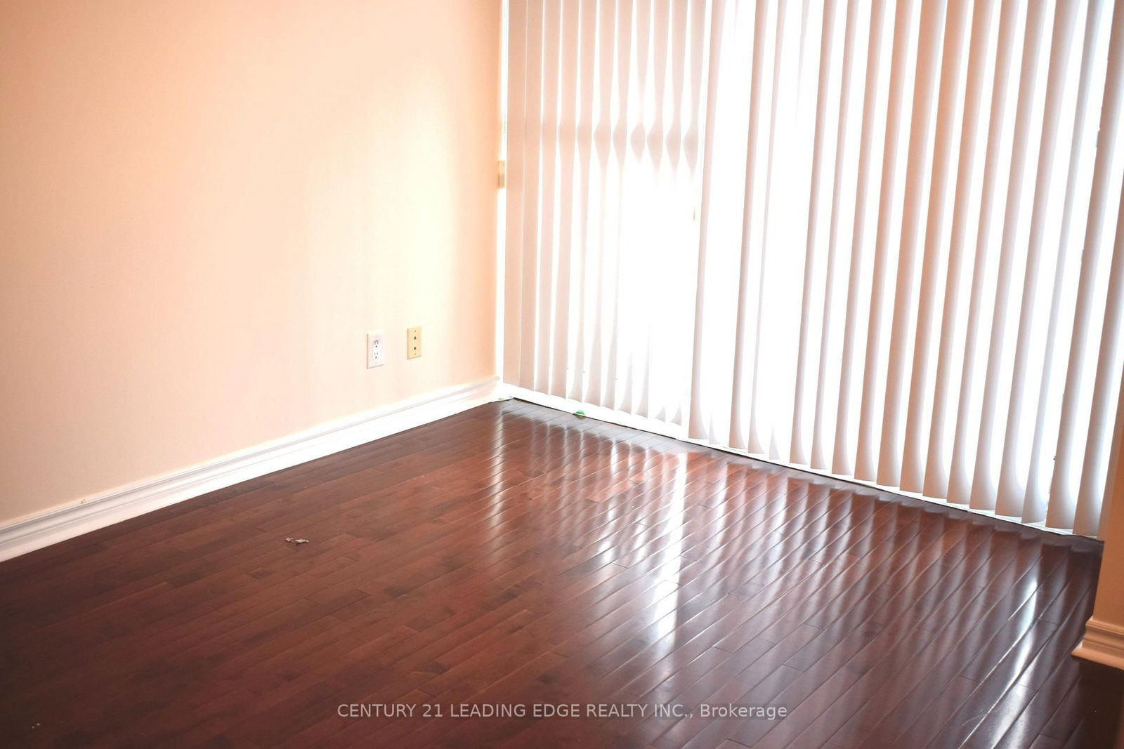 68 GRANGEWAY Avenue, Unit 501 - Photo 8