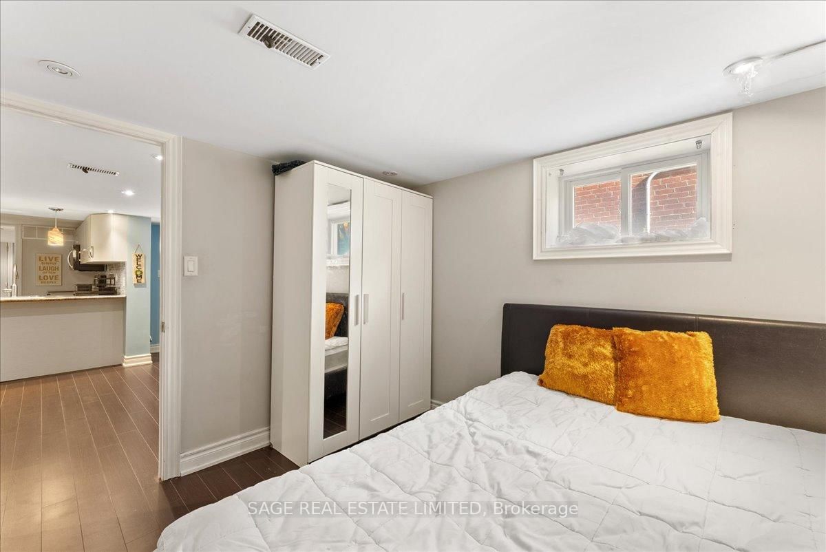 207 Cedarvale Avenue, Unit Lower - Photo 17