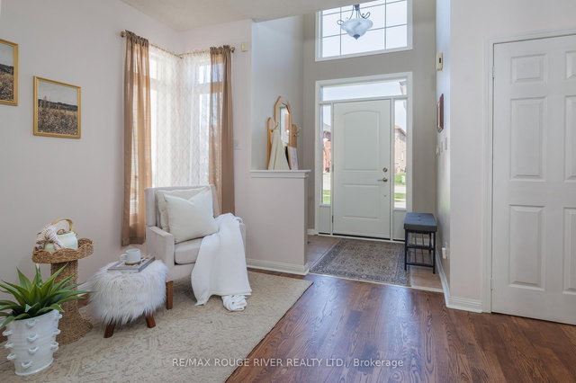463 Summerpark Crescent