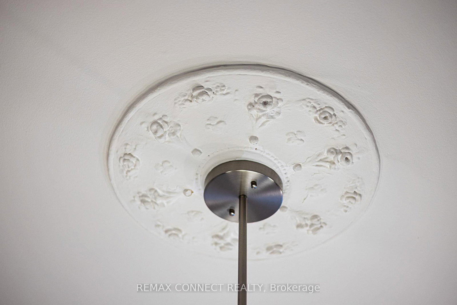 58 Hazelwood Avenue - Photo 15
