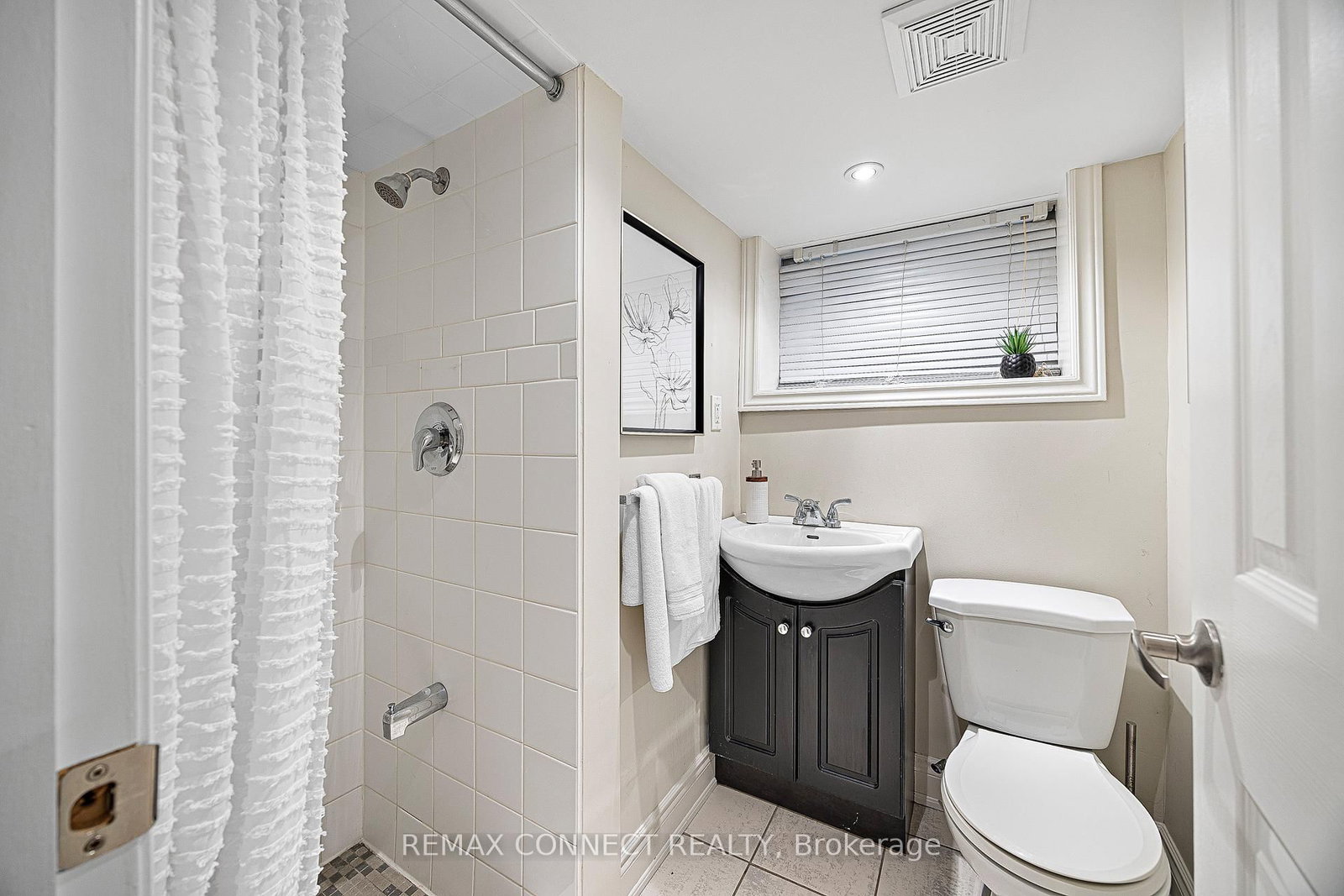 58 Hazelwood Avenue - Photo 36