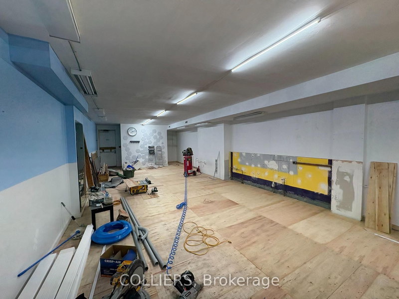 2493 Queen St E, Toronto, M4E 1H9 | Image 3