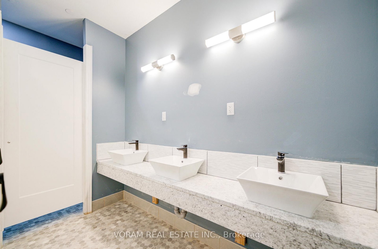 190 Station Street, Unit 6 & 7 - Photo 12
