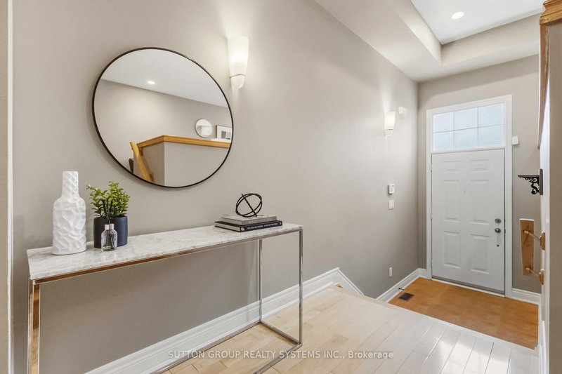 57 Halsey Ave, Toronto, M4B 1A6 | Image 2