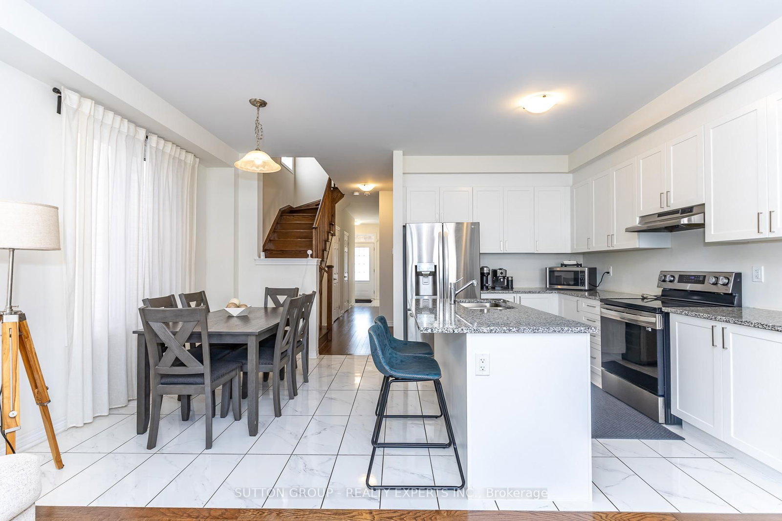 130 Ice Palace Crescent - Photo 13