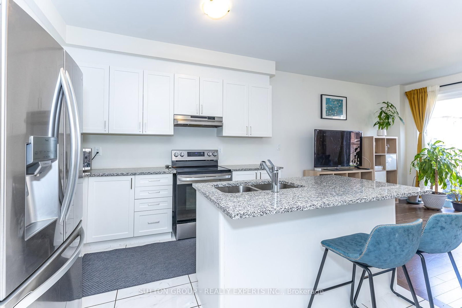 130 Ice Palace Crescent - Photo 17