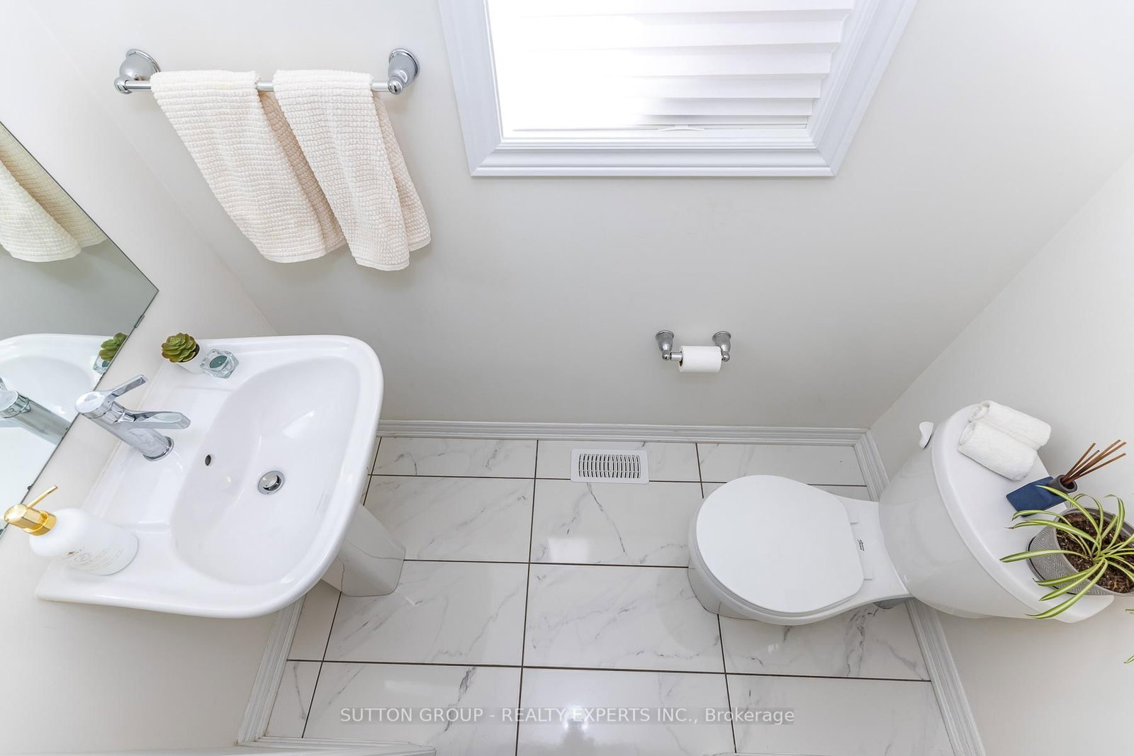 130 Ice Palace Crescent - Photo 5