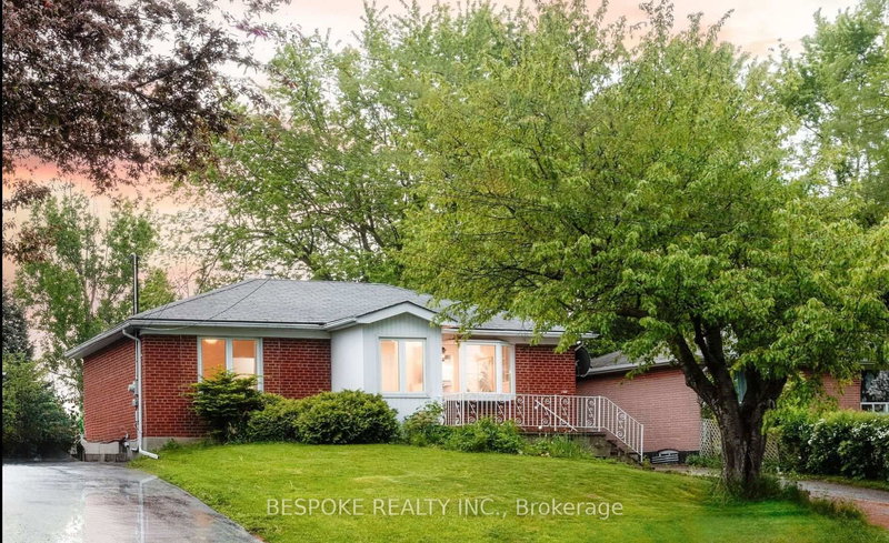 112 Earlton Rd, Toronto, M1T 2R6 | Image 2