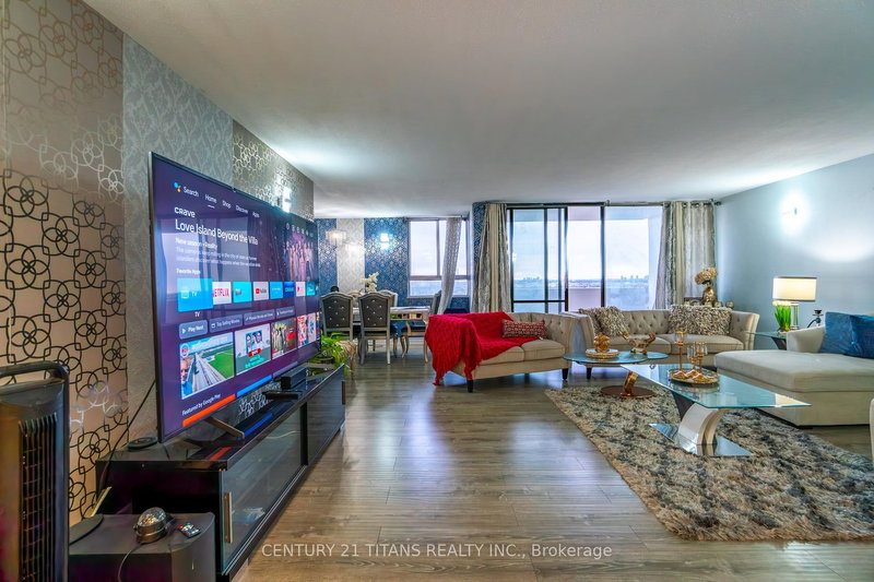 3001 - 3 Massey Sq, Toronto, M4C 5L5 | Image 2