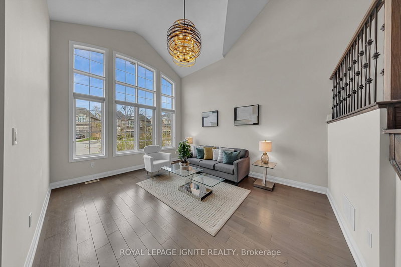 398 Frontier Crt, Pickering, L1W 4A9 | Image 2