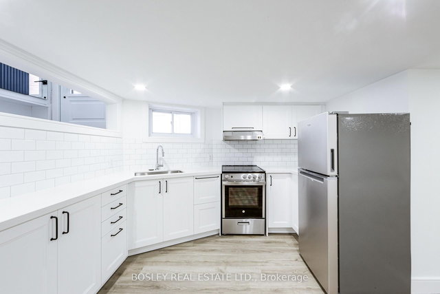 LOWER - 13 Ravina Crescent