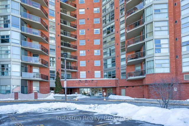 204 - 10 Dean Park Road