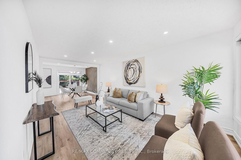 home for lease on 733 Lublin Avenue