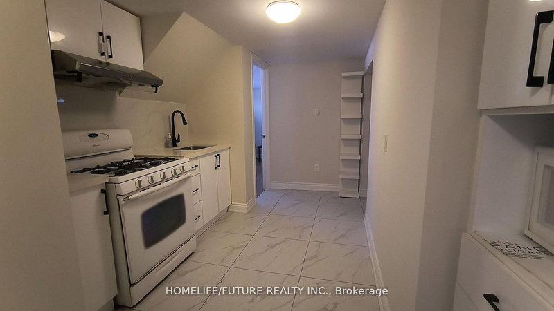 Bsmt - 2 Cora Cres, Toronto, M1P 4M4 | Image 2