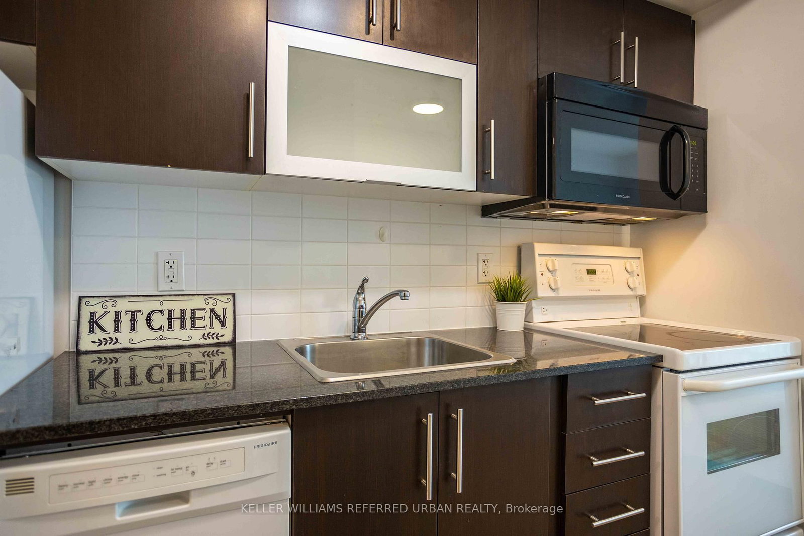 50 Town Centre Court, Unit 1107 - Photo 4