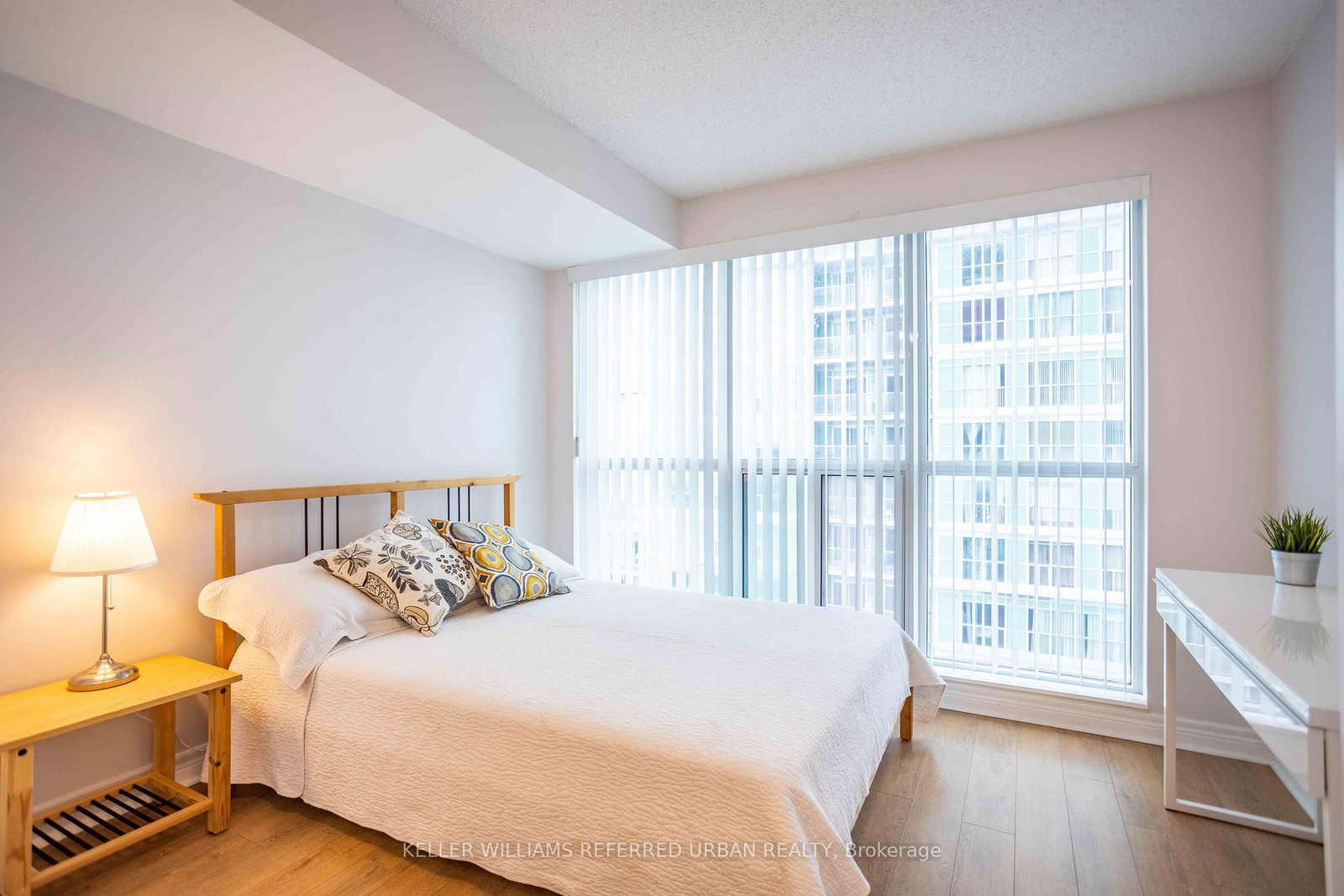 50 Town Centre Court, Unit 1107 - Photo 5