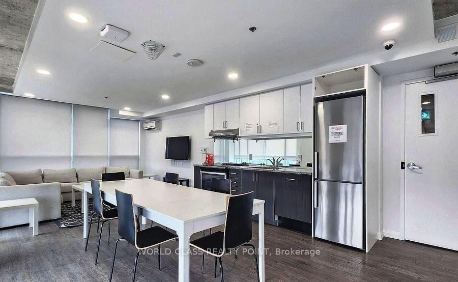 633-1900 Simcoe St, Oshawa, view 17
