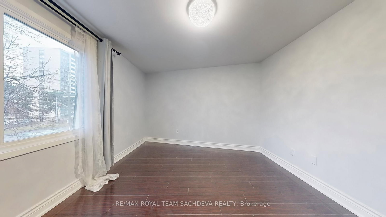 111 Huntingdale Boulevard, Unit 19 - Photo 19