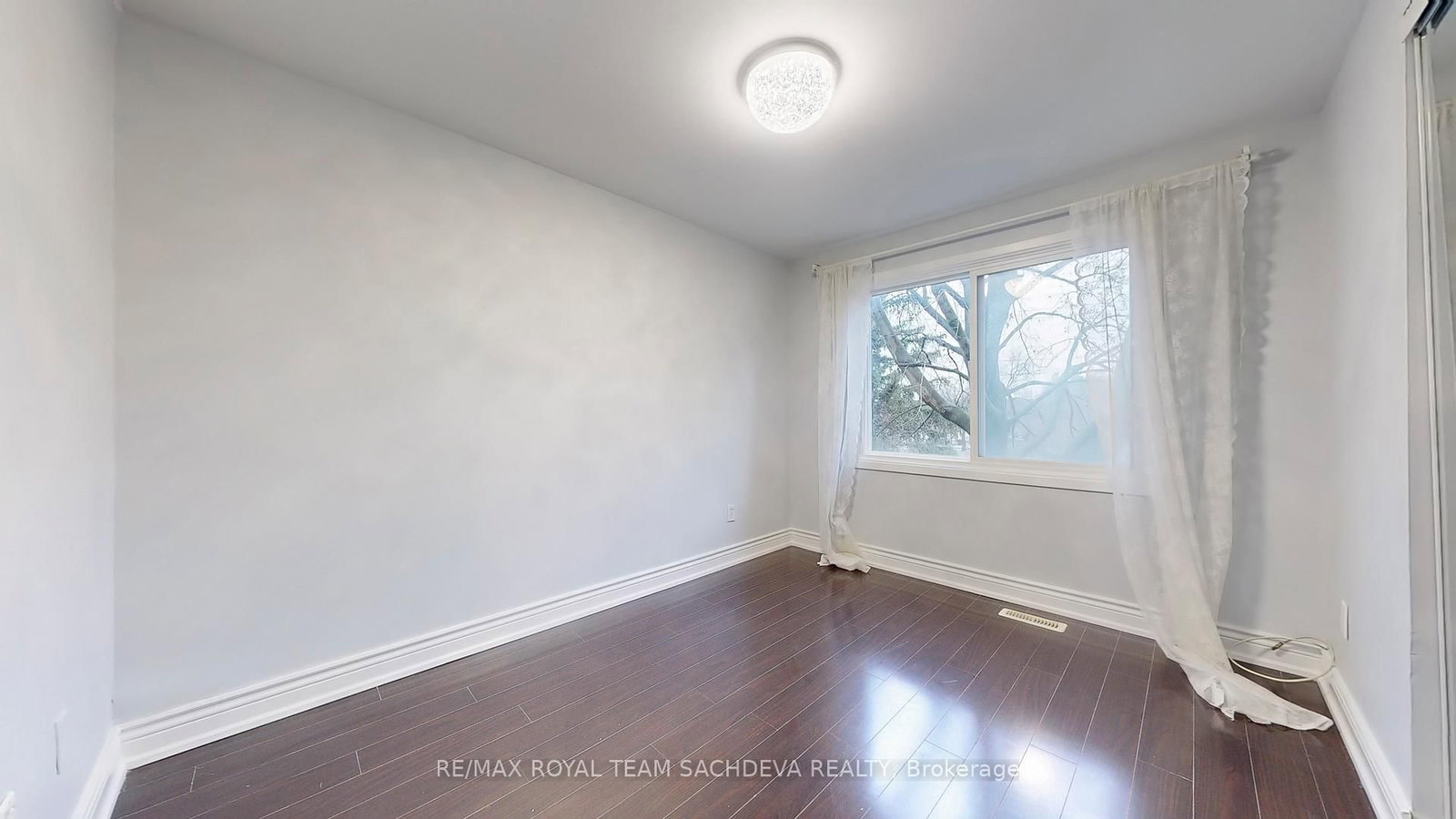 111 Huntingdale Boulevard, Unit 19 - Photo 21