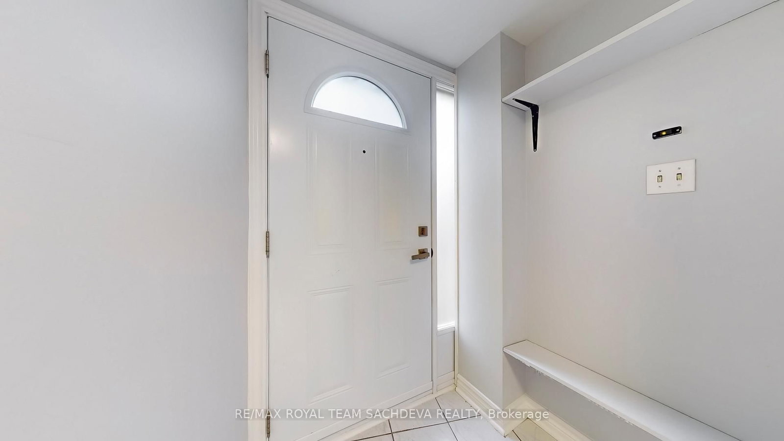 111 Huntingdale Boulevard, Unit 19 - Photo 27