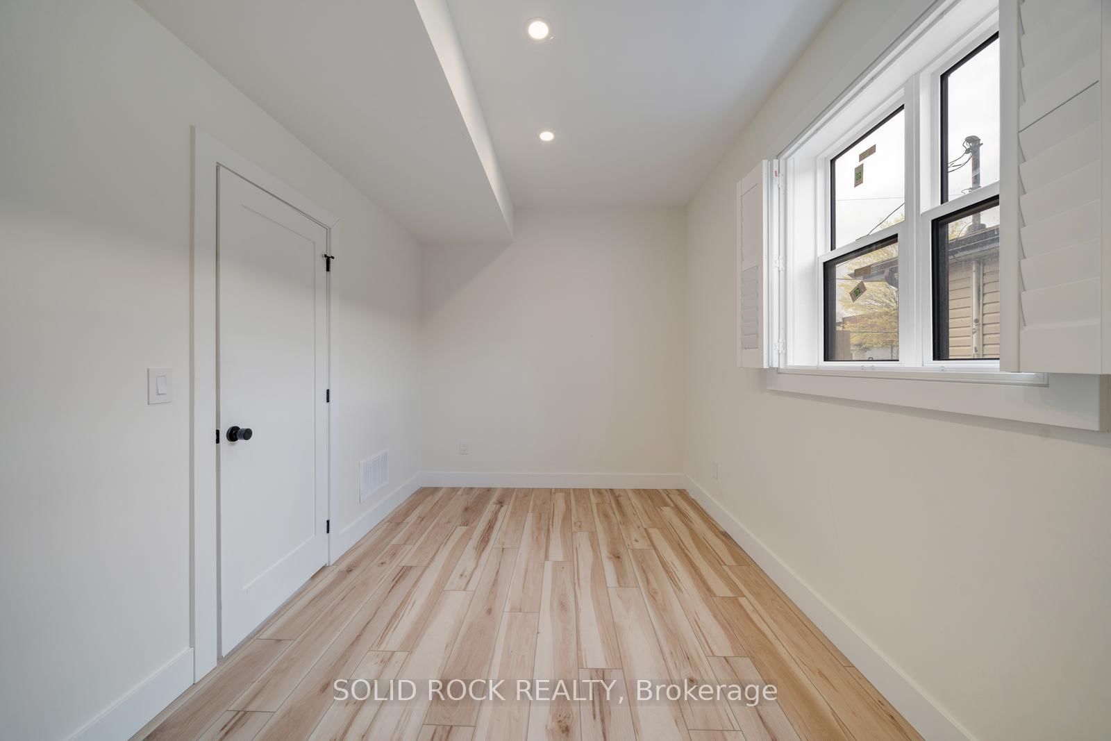 781 Oliva St, Pickering, view 8