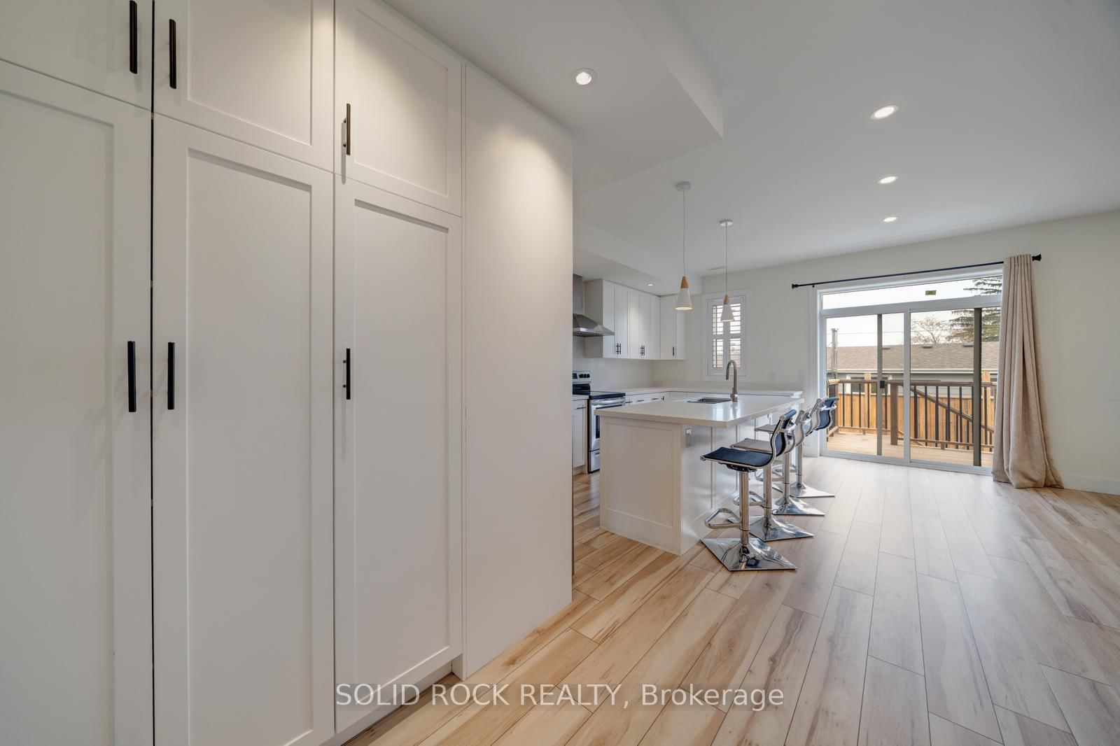 781 Oliva St, Pickering, view 9