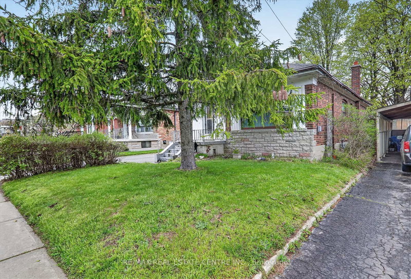 88 Ellendale Dr, Toronto, M1P 1N5 | Image 3