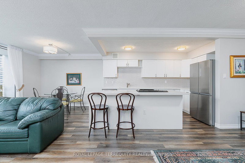 1701 - 1210 Radom St, Pickering, L1W 2Z3 | Image 3