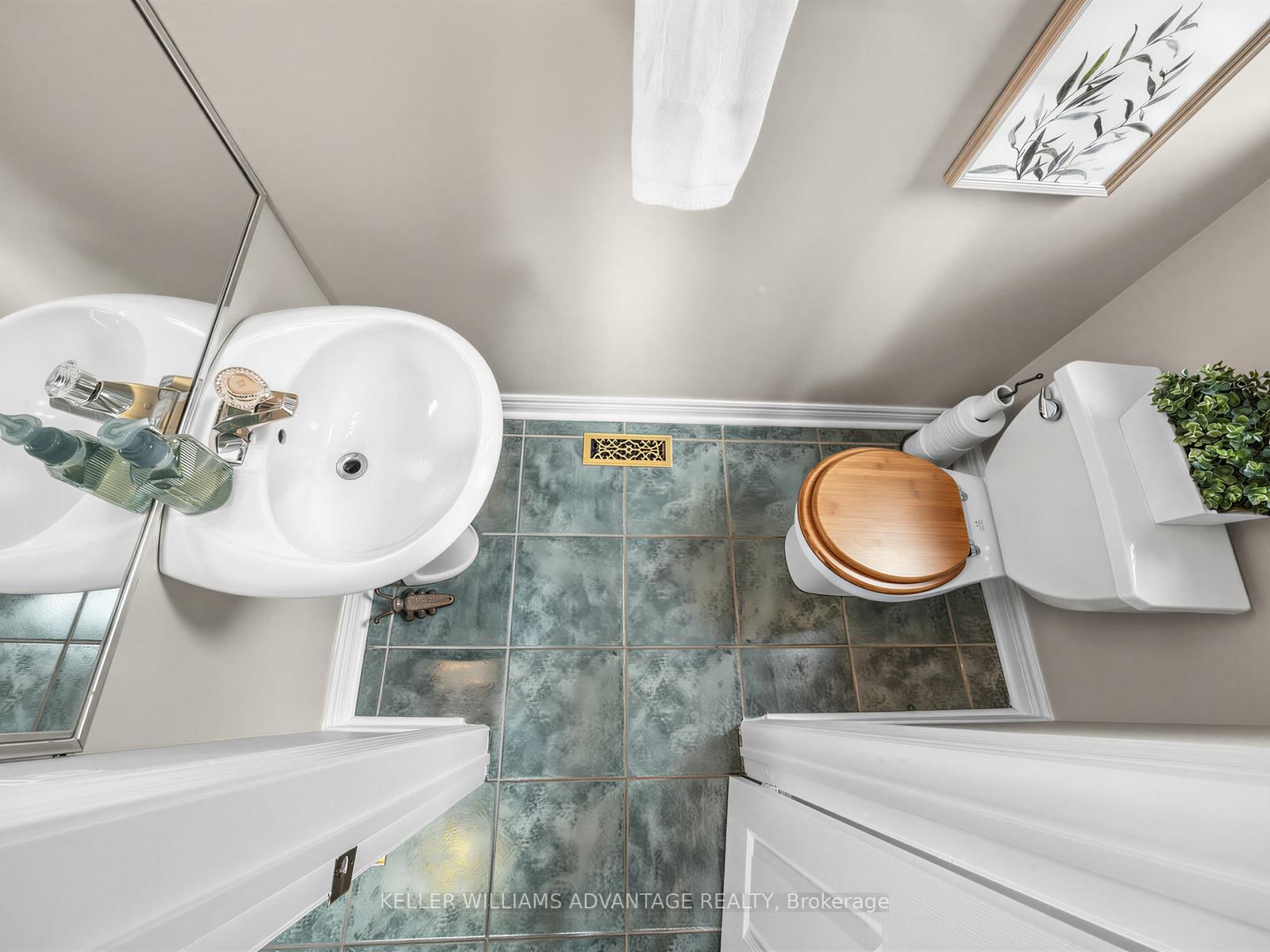 98 Coalport Drive - Photo 15
