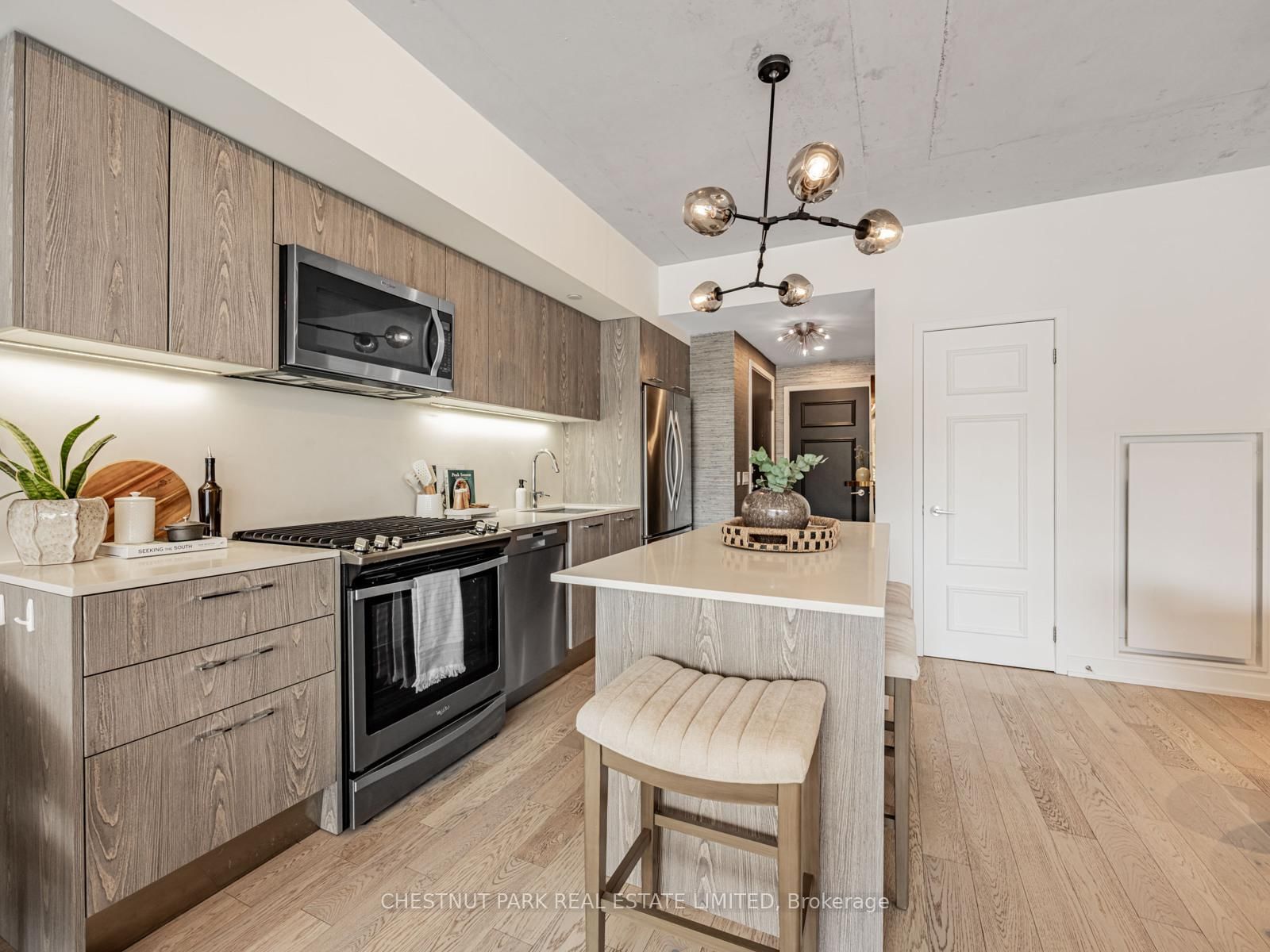 630 Kingston Road, Unit 201 - Photo 4