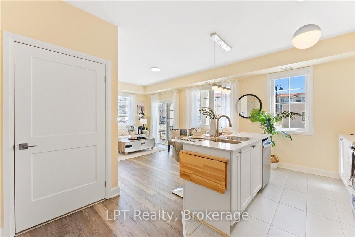 50 Lakebreeze Drive, Unit 102 - Photo 14